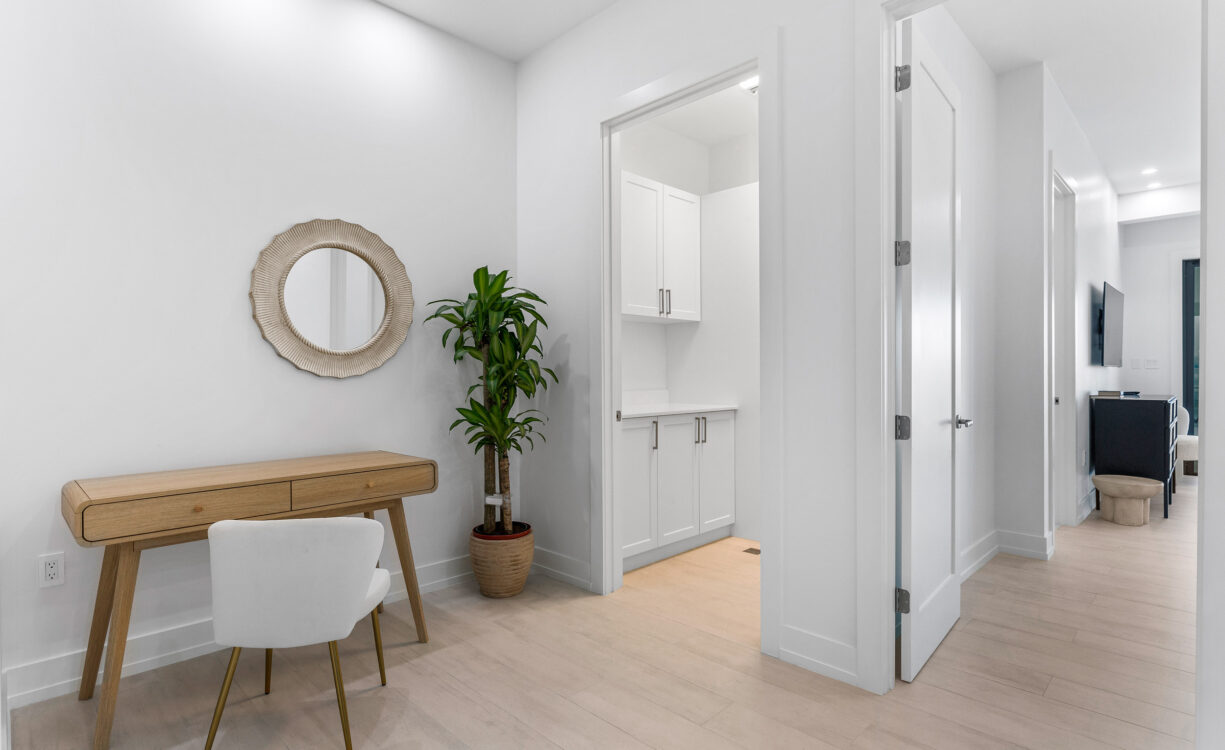 OLEA 204, 3 BEDROOM CONDO