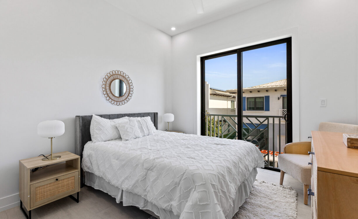 OLEA 204, 3 BEDROOM CONDO