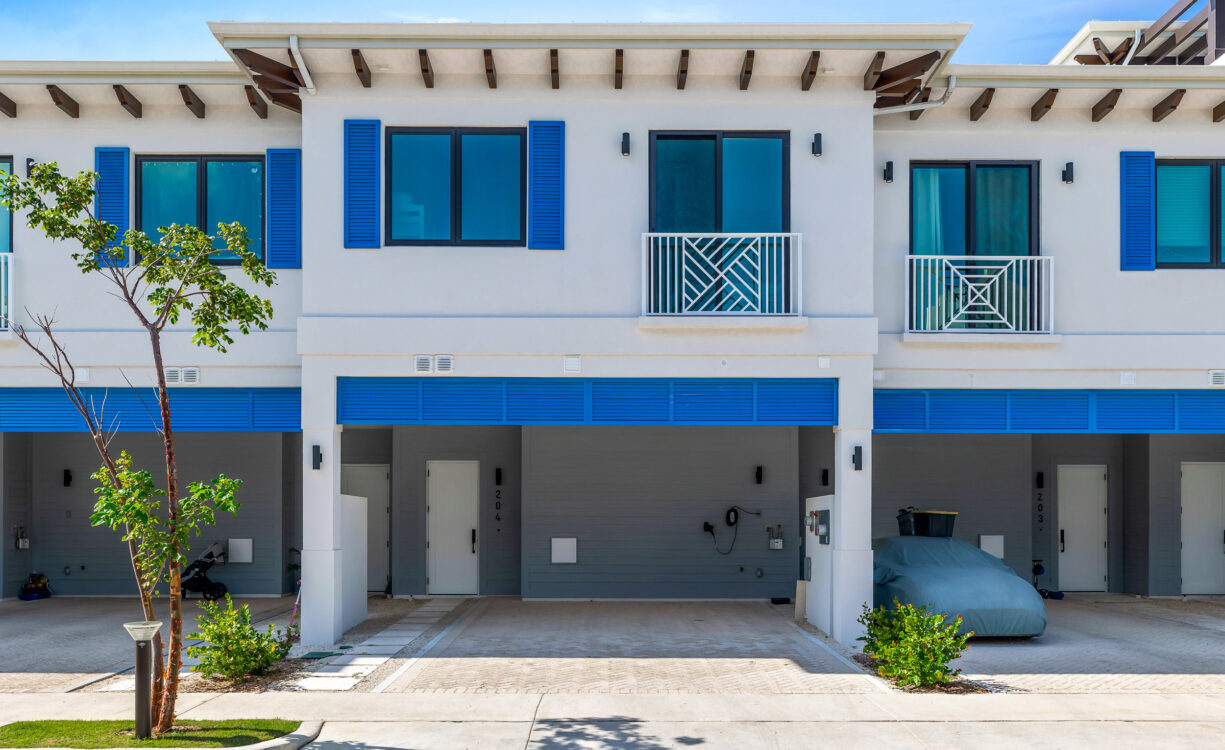 OLEA 204, 3 BEDROOM CONDO