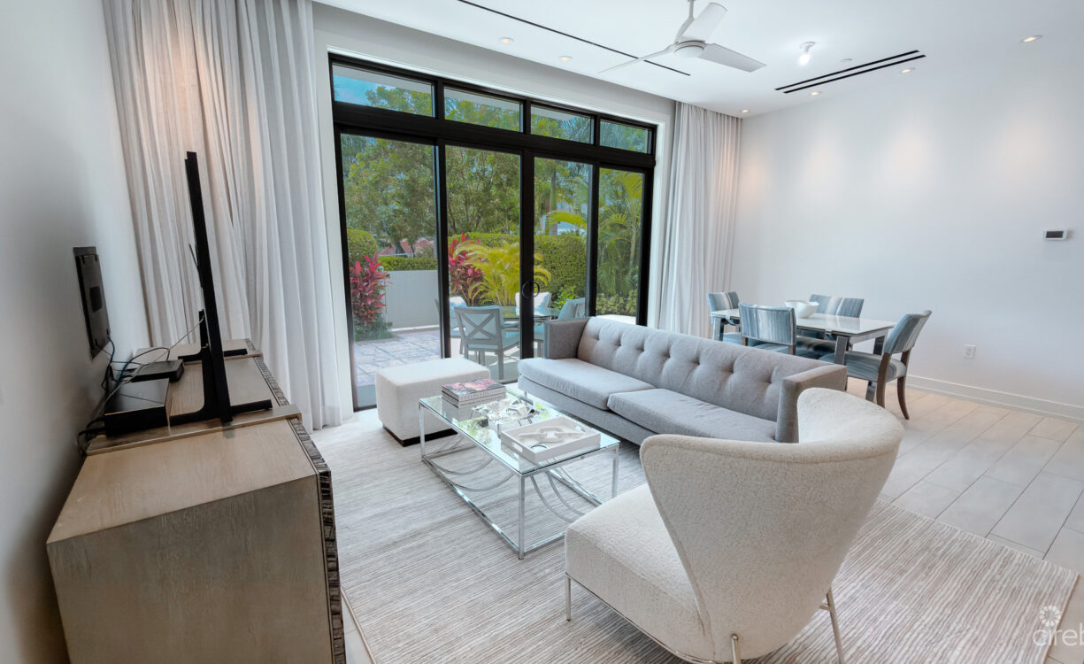 OLEA - 2 BED CORNER CONDO
