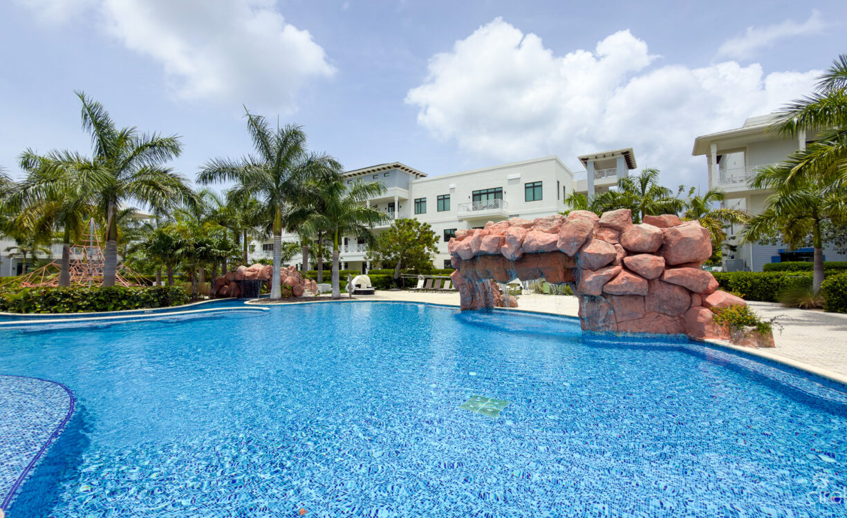 OLEA - 2 BED CORNER CONDO