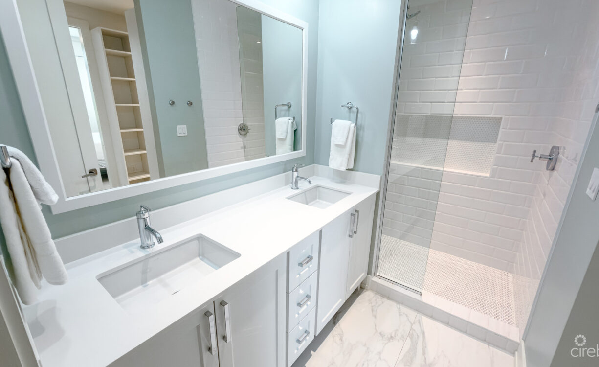 OLEA - 2 BED CORNER CONDO