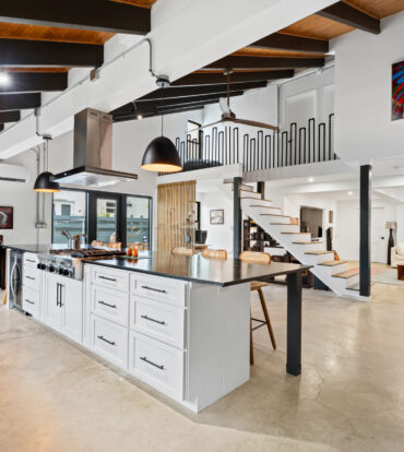 PURA VIDA, SOUTH SOUND HOME