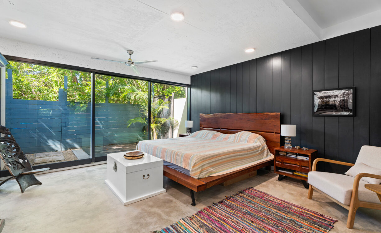 PURA VIDA, SOUTH SOUND HOME